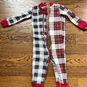 Two (2) Hanna Andersson Zip Sleepers. 24 months-85cm